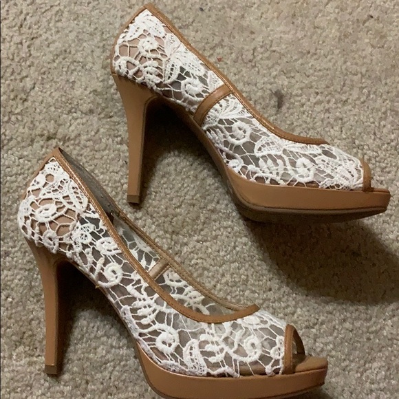 Shoes - Picture 2 of 2